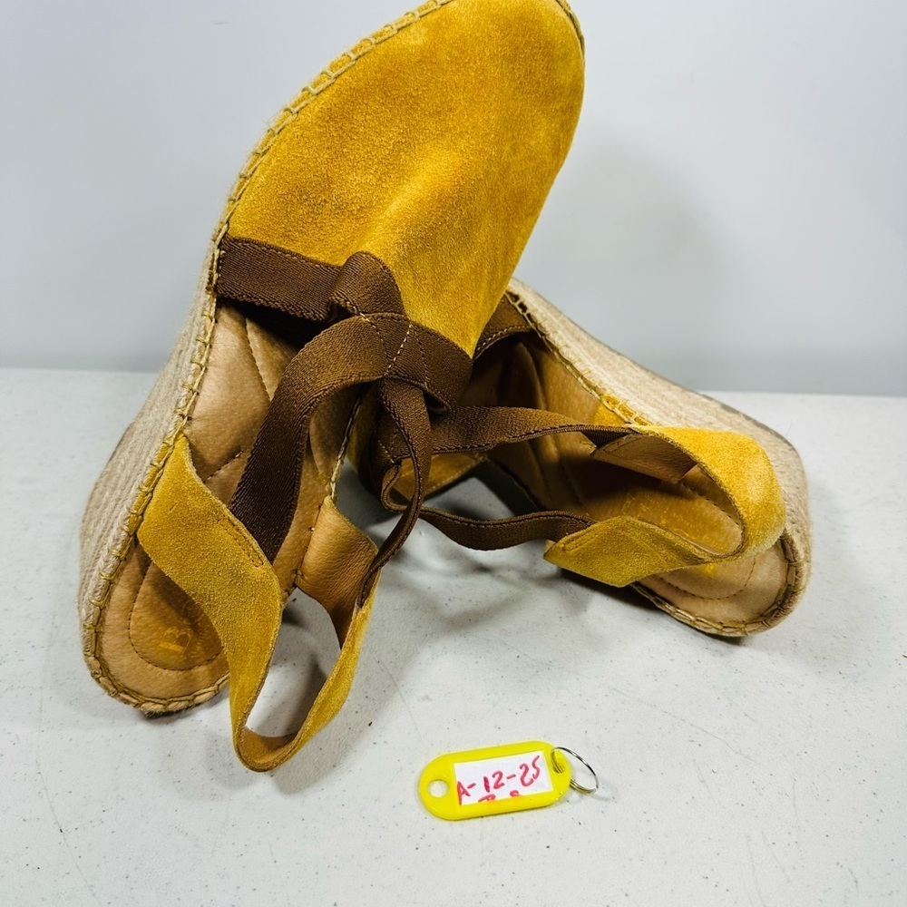 Born Meade Mustard Espadrille Wedge / SZ 11